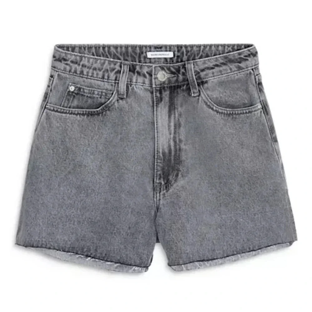 WeWoreWhat The Boyfriend Denim Shorts in Washed Gray